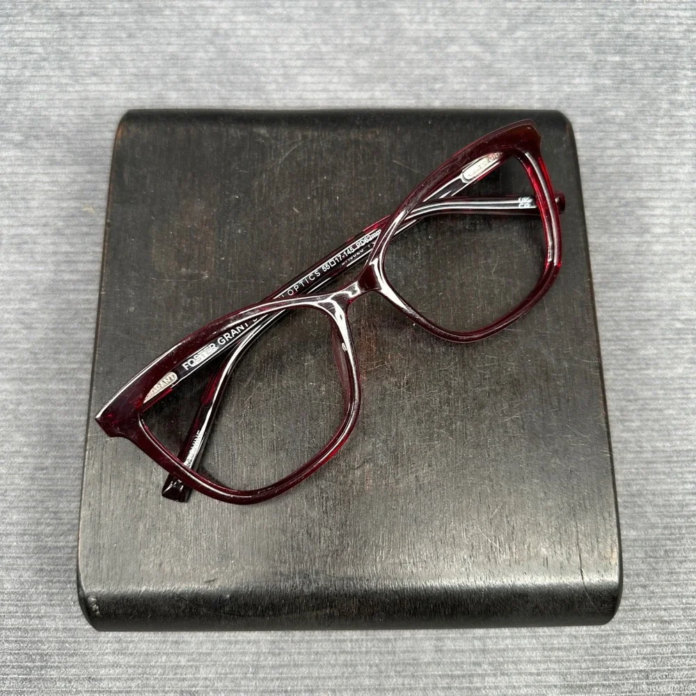 Foster Grant Design Optics Reading Y2K Glasses Wine Burgundy Cat Eye SR0525